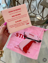 Load image into Gallery viewer, Stitchy