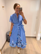 Load image into Gallery viewer, Isla Payal Fleur Blue Sydney Shirtdress
