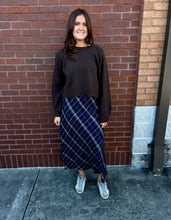 Load image into Gallery viewer, Z Supply Dark Chocolate Coming Up Sweater
