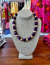Load image into Gallery viewer, Classic Bead Necklace
