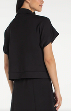 Load image into Gallery viewer, Liverpool Blk Half Zip Popover Top
