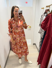 Load image into Gallery viewer, La Mer Luxe Sienna Jungle Hailey Midi
