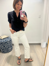 Load image into Gallery viewer, Liverpool Hannah Crop Flare 25.5&quot; inseam
