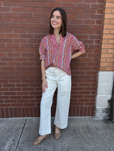 Load image into Gallery viewer, Ivy Jane Wavy Line Top
