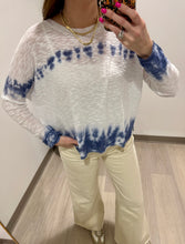 Load image into Gallery viewer, StitchDrop Ocean Reef Sweater
