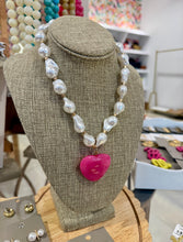 Load image into Gallery viewer, Heart &amp; Pearl Necklace
