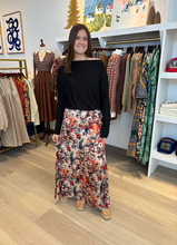 Load image into Gallery viewer, Anywhere Top Holiday Long Sleeve
