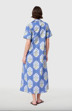 Load image into Gallery viewer, Livro Dusty Trellis Gibbons Dress

