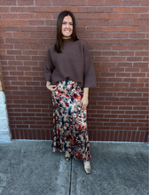 Load image into Gallery viewer, Evans Boxy Crew Sweater
