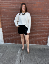 Load image into Gallery viewer, Splendid Fallon Fuzzy Crewneck
