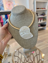 Load image into Gallery viewer, Nautical Pendant Shell Necklace
