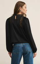 Load image into Gallery viewer, Z Supply Silvana Embroidered Top
