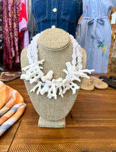 Load image into Gallery viewer, Coral Cove Necklace
