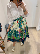 Load image into Gallery viewer, Zenara Vibrant Printed Cotton Skirt
