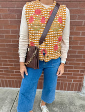 Load image into Gallery viewer, Ivy Jane Quilted Scalloped Edge Vest
