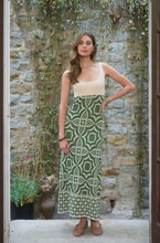 Load image into Gallery viewer, Moon River Square Neck Fitted Midi

