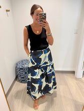 Load image into Gallery viewer, Maude Indigo Lilies Ada Skirt
