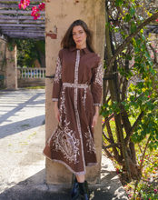 Load image into Gallery viewer, Isla Payal Chelsea Maxi

