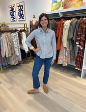 Load image into Gallery viewer, Dizzy Lizzie Shop Window Chesapeake Top
