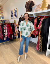 Load image into Gallery viewer, Dizzy Lizzie Peacock Milano Top
