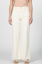 Load image into Gallery viewer, Dear John Wheat Fiona
