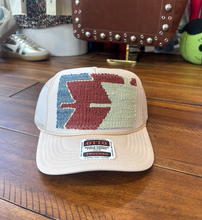 Load image into Gallery viewer, Orijinal Sand Fall Trucker Hat
