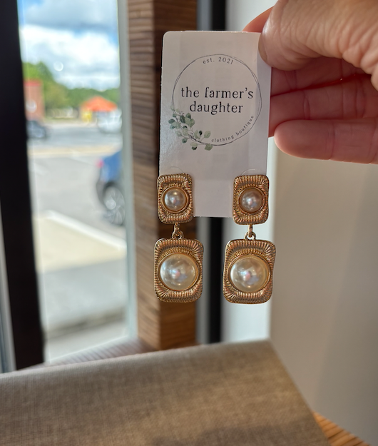 Giovonnie Pearl Drop Earring