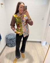 Load image into Gallery viewer, Ivy Jane Embroidered Tiger Patch Shirt
