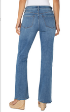 Load image into Gallery viewer, Liverpool Chaparrel Lucy Bootcut 32&quot; inseam
