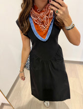 Load image into Gallery viewer, Orijinal Fringe Bandana

