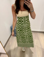 Load image into Gallery viewer, Moon River Square Neck Fitted Midi
