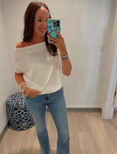 Load image into Gallery viewer, Anywhere Top Short Sleeve
