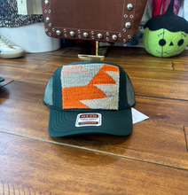 Load image into Gallery viewer, Orijinal Hunter Green Fall Trucker Hat
