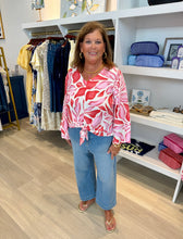 Load image into Gallery viewer, La Mer Luxe Pink Blossom Hope Top
