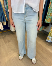Load image into Gallery viewer, Tribal Audrey Flowy Wide Leg Denim
