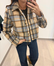 Load image into Gallery viewer, Z Supply Petra Plaid Jacket
