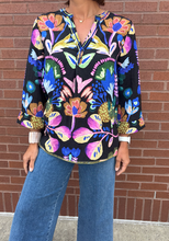 Load image into Gallery viewer, Split Multi 3/4 Sleeve Top
