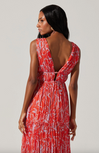 Load image into Gallery viewer, ASTR Pescadero Dress
