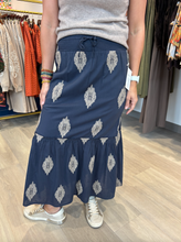 Load image into Gallery viewer, Splendid Vivian Skirt
