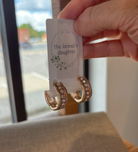 Load image into Gallery viewer, Katarina Hoop Earring
