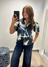 Load image into Gallery viewer, Maude Indigo Lilies Kai Top
