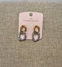 Load image into Gallery viewer, Roma Earring
