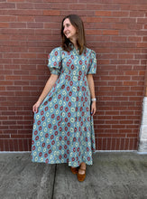 Load image into Gallery viewer, Livro Ranchero Rosie Shirtdress
