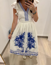 Load image into Gallery viewer, Moon River Blue Detail Ruffle Sleeve Midi
