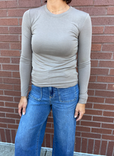 Load image into Gallery viewer, Splendid Bamboo Long Sleeve Tee
