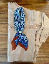 Load image into Gallery viewer, Magnetic Fall Paisley Scarf Necklace
