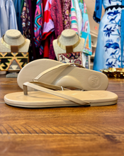 Load image into Gallery viewer, Solei Sea Indie Classic Sandal
