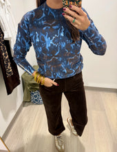Load image into Gallery viewer, Charlie B Zipper Sleeve Crew Neck Sweater
