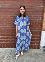 Load image into Gallery viewer, Livro Dusty Trellis Gibbons Dress
