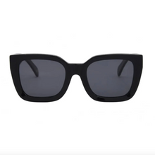 Load image into Gallery viewer, ISea Alden Black/Smoke Polarized Lens
